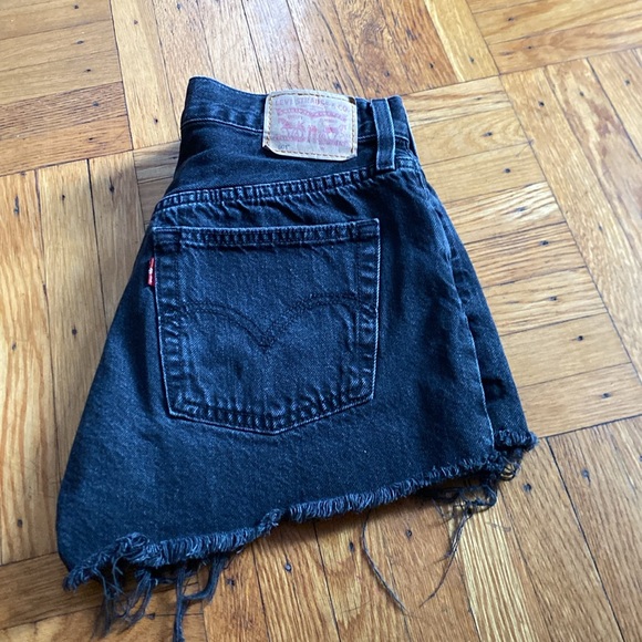Levi’s 501 black denim short size 27 - Picture 5 of 6